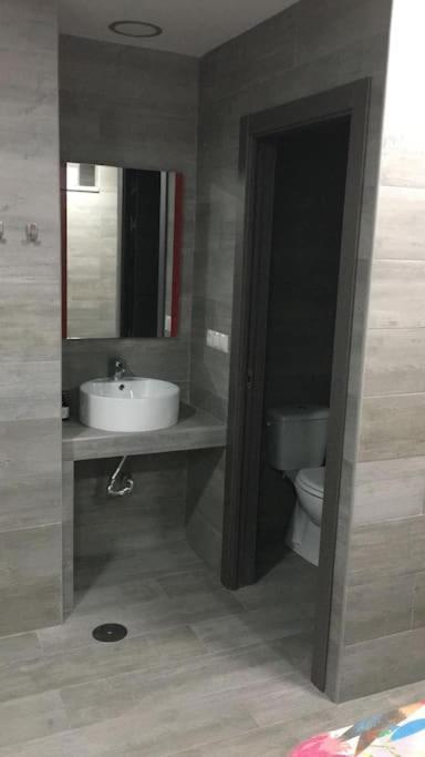 Apartamento A, A 3 Minutos De La Estacion Central De Bus Y Tren Málaga Exterior foto